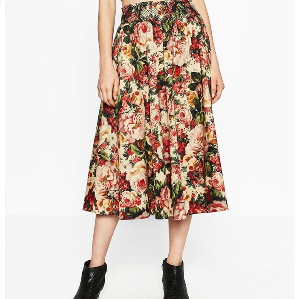Zara floral skirt